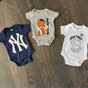 NWOT New York Yankees Onesies